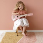 Drvena gitara - Ružičasta